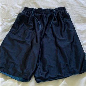 Men’s Tek Gear lined basketball shorts